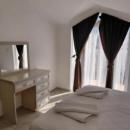 Apartament Duplex On The First Line In Fethiye